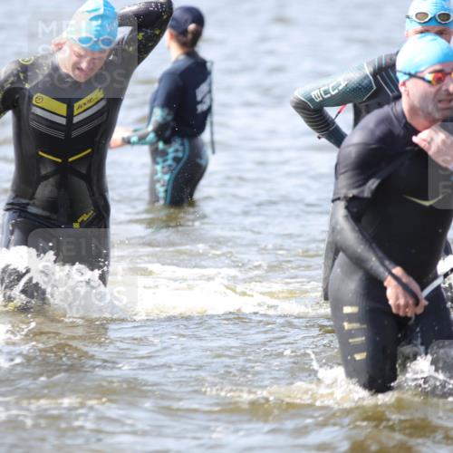 22.06.2025 - Viking Triathlon H.Heesch http://msf.ph/oto/8059359 22.06.2025 10:31:45 Schwimmen 87, 98, 99, 124, 125, 137, 158, 189, 224, 340, 350, 435, 449, 507, 555, 658 meine-sportfotos.de