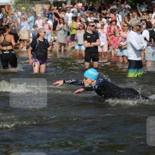 22.06.2025 - Viking Triathlon H.Heesch http://msf.ph/oto/8059361 22.06.2025 10:00:58 Schwimmen 12, 50, 63, 90, 113, 124, 132, 236, 243, 258, 300, 301, 347, 350, 352, 384, 458, 652, 658 meine-sportfotos.de
