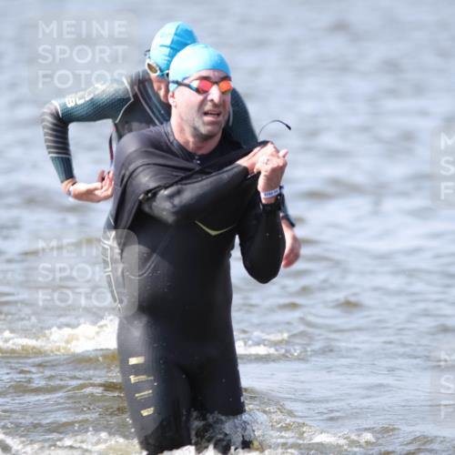 22.06.2025 - Viking Triathlon H.Heesch http://msf.ph/oto/8059367 22.06.2025 10:31:46 Schwimmen 87, 98, 99, 124, 125, 137, 158, 189, 224, 340, 350, 435, 449, 507, 555, 658 meine-sportfotos.de