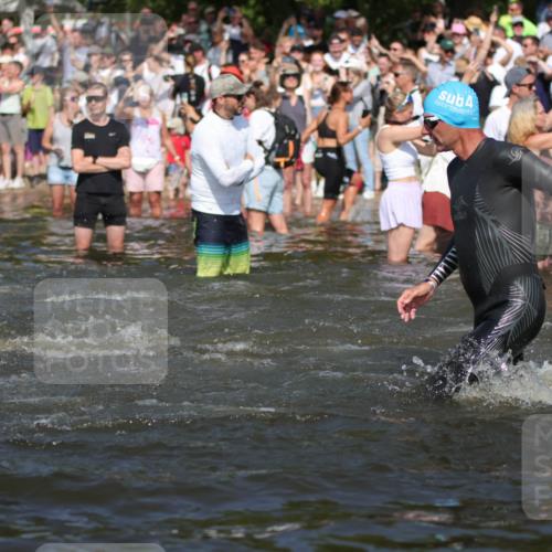 22.06.2025 - Viking Triathlon H.Heesch http://msf.ph/oto/8059520 22.06.2025 10:01:07 Schwimmen 12, 50, 63, 113, 124, 131, 147, 236, 294, 330, 347, 350, 443, 458, 488 meine-sportfotos.de
