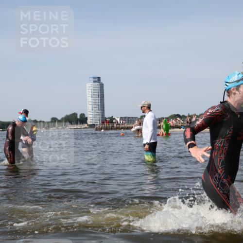 22.06.2025 - Viking Triathlon Michael Strokosch http://msf.ph/oto/8059550 22.06.2025 10:41:55 Schwimmen 58, 142, 159, 199, 221, 625 meine-sportfotos.de