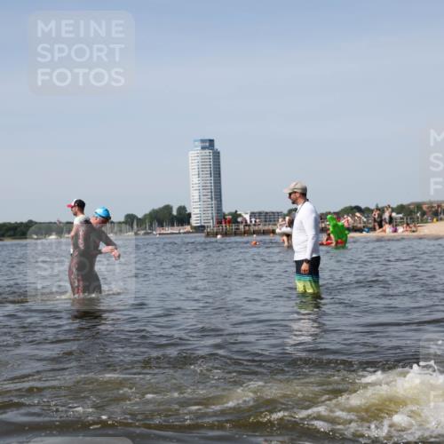 22.06.2025 - Viking Triathlon Michael Strokosch http://msf.ph/oto/8059555 22.06.2025 10:41:55 Schwimmen 58, 142, 159, 199, 221, 625 meine-sportfotos.de