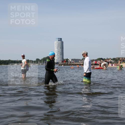 22.06.2025 - Viking Triathlon Michael Strokosch http://msf.ph/oto/8059578 22.06.2025 10:42:01 Schwimmen 78, 159, 199, 221 meine-sportfotos.de
