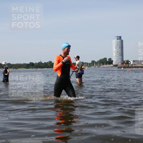 22.06.2025 - Viking Triathlon Michael Strokosch http://msf.ph/oto/8059615 22.06.2025 10:42:06 Schwimmen 78, 159, 199, 290, 460 meine-sportfotos.de