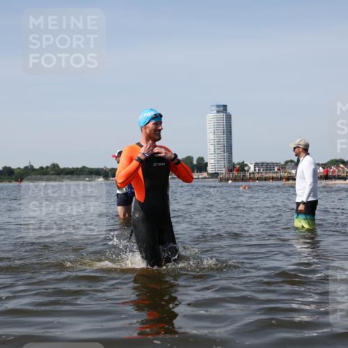 22.06.2025 - Viking Triathlon Michael Strokosch http://msf.ph/oto/8059628 22.06.2025 10:42:07 Schwimmen 78, 159, 199, 281, 290, 460 meine-sportfotos.de