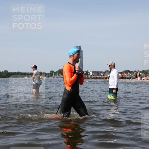 22.06.2025 - Viking Triathlon Michael Strokosch http://msf.ph/oto/8059637 22.06.2025 10:42:07 Schwimmen 78, 159, 199, 281, 290, 460 meine-sportfotos.de