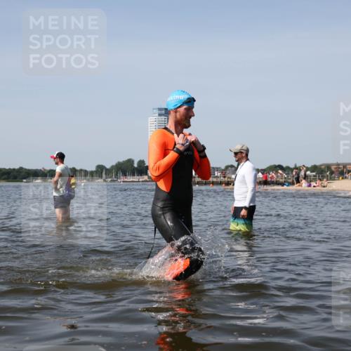 22.06.2025 - Viking Triathlon Michael Strokosch http://msf.ph/oto/8059644 22.06.2025 10:42:08 Schwimmen 78, 159, 199, 281, 290, 460 meine-sportfotos.de