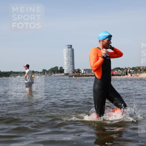 22.06.2025 - Viking Triathlon Michael Strokosch http://msf.ph/oto/8059653 22.06.2025 10:42:08 Schwimmen 78, 159, 199, 281, 290, 460 meine-sportfotos.de