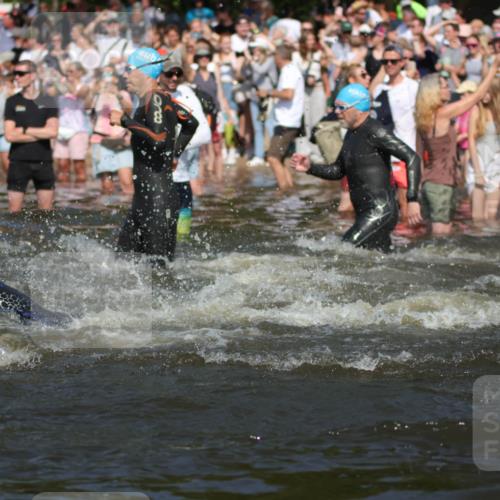 22.06.2025 - Viking Triathlon H.Heesch http://msf.ph/oto/8059683 22.06.2025 10:01:17 Schwimmen 38, 53, 131, 147, 173, 214, 284, 287, 311, 330, 341, 443, 444, 488, 643 meine-sportfotos.de
