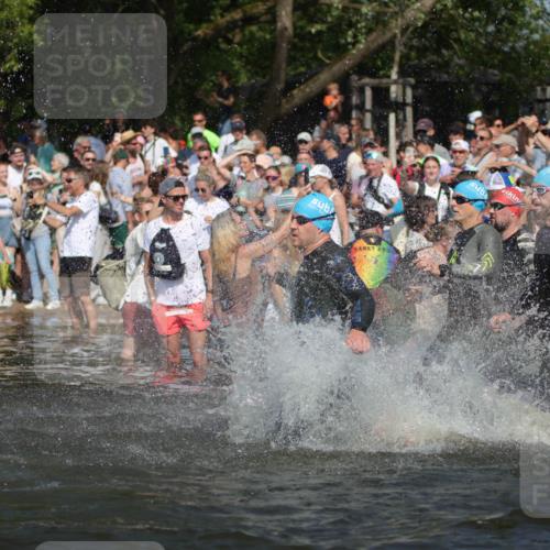 22.06.2025 - Viking Triathlon H.Heesch http://msf.ph/oto/8059695 22.06.2025 10:01:20 Schwimmen 38, 53, 173, 203, 214, 216, 224, 284, 287, 311, 341, 381, 393, 444, 643 meine-sportfotos.de