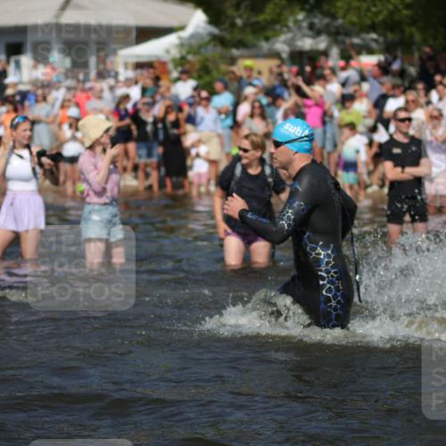 22.06.2025 - Viking Triathlon H.Heesch http://msf.ph/oto/8059723 22.06.2025 10:01:21 Schwimmen 38, 53, 173, 203, 214, 216, 224, 284, 287, 311, 341, 381, 393, 444, 643 meine-sportfotos.de