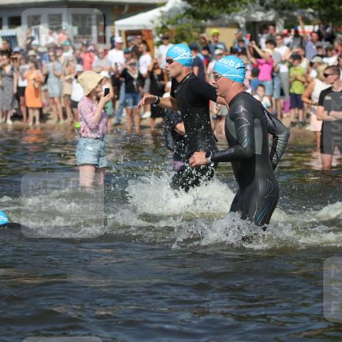 22.06.2025 - Viking Triathlon H.Heesch http://msf.ph/oto/8059777 22.06.2025 10:01:28 Schwimmen 38, 99, 162, 203, 216, 224, 226, 237, 284, 287, 311, 381, 393, 510, 643 meine-sportfotos.de