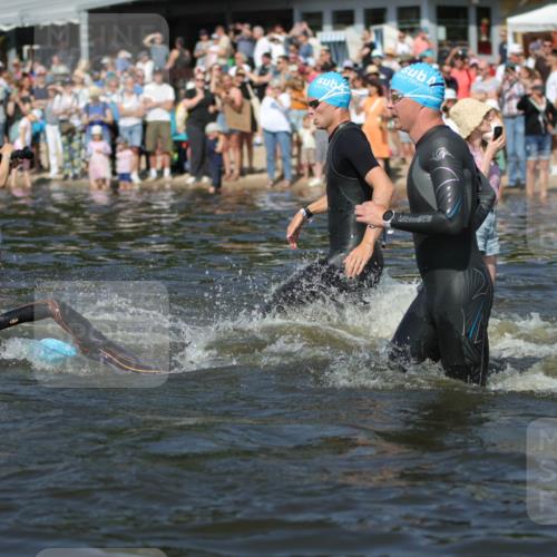 22.06.2025 - Viking Triathlon H.Heesch http://msf.ph/oto/8059800 22.06.2025 10:01:28 Schwimmen 38, 99, 162, 203, 216, 224, 226, 237, 284, 287, 311, 381, 393, 510, 643 meine-sportfotos.de