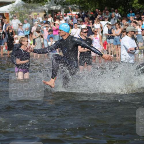 22.06.2025 - Viking Triathlon H.Heesch http://msf.ph/oto/8059832 22.06.2025 10:01:31 Schwimmen 99, 162, 203, 216, 224, 226, 237, 272, 381, 393, 399, 461, 507, 510, 626 meine-sportfotos.de