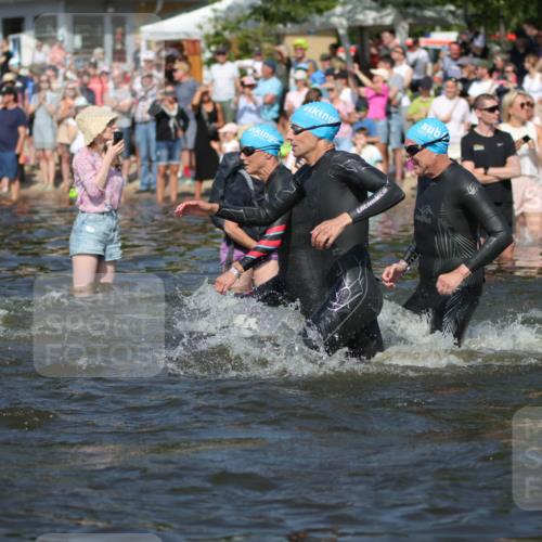 22.06.2025 - Viking Triathlon H.Heesch http://msf.ph/oto/8059867 22.06.2025 10:01:34 Schwimmen 99, 162, 226, 237, 272, 381, 399, 461, 507, 510, 626 meine-sportfotos.de