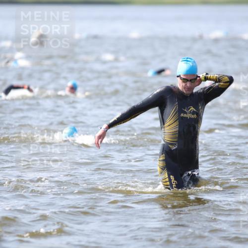 22.06.2025 - Viking Triathlon H.Heesch http://msf.ph/oto/8059907 22.06.2025 10:34:16 Schwimmen 46, 70, 294, 297, 306, 366, 430, 486, 520, 527, 618, 635 meine-sportfotos.de