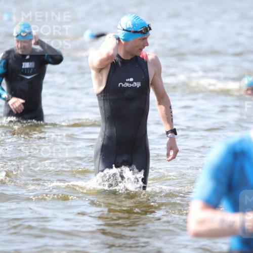 22.06.2025 - Viking Triathlon H.Heesch http://msf.ph/oto/8059945 22.06.2025 10:34:22 Schwimmen 46, 294, 306, 341, 366, 430, 486, 520, 527, 546 meine-sportfotos.de