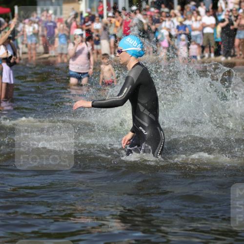 22.06.2025 - Viking Triathlon H.Heesch http://msf.ph/oto/8059996 22.06.2025 10:01:47 Schwimmen 19, 33, 125, 158, 170, 271, 310, 320, 344, 355, 438, 496, 555, 604, 618 meine-sportfotos.de