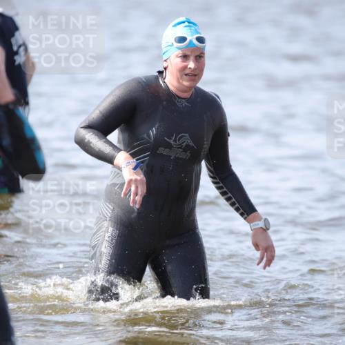 22.06.2025 - Viking Triathlon H.Heesch http://msf.ph/oto/8060108 22.06.2025 10:35:08 Schwimmen 139, 157, 204, 296, 365, 475, 495, 508, 548, 632, 660 meine-sportfotos.de