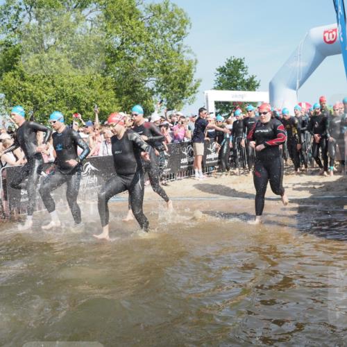 22.06.2025 - Viking Triathlon KatJ http://msf.ph/oto/8060114 22.06.2025 10:00:33 Schwimmen 1, 6, 7, 11, 13, 14, 30, 45, 46, 52, 87, 152, 176, 178, 196, 198, 200, 230, 286, 374, 401, 526, 534, 623, 628, 641, 642, 651, 661 meine-sportfotos.de