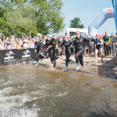 22.06.2025 - Viking Triathlon KatJ http://msf.ph/oto/8060258 22.06.2025 10:00:34 Schwimmen 1, 6, 7, 8, 11, 13, 14, 30, 45, 46, 52, 87, 152, 176, 178, 196, 198, 200, 230, 286, 374, 401, 414, 526, 534, 616, 623, 628, 641, 642, 651, 661 meine-sportfotos.de