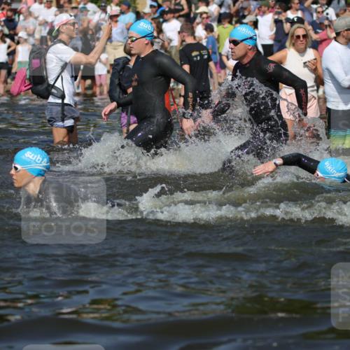 22.06.2025 - Viking Triathlon H.Heesch http://msf.ph/oto/8060284 22.06.2025 10:02:17 Schwimmen 21, 75, 107, 139, 149, 207, 247, 255, 309, 331, 382, 387, 464, 469, 522 meine-sportfotos.de