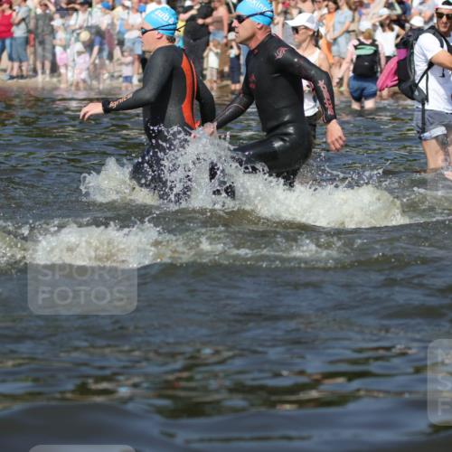 22.06.2025 - Viking Triathlon H.Heesch http://msf.ph/oto/8060320 22.06.2025 10:02:19 Schwimmen 21, 75, 139, 207, 247, 255, 265, 309, 331, 382, 464, 469, 522 meine-sportfotos.de