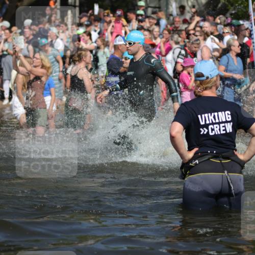 22.06.2025 - Viking Triathlon H.Heesch http://msf.ph/oto/8060327 22.06.2025 10:02:20 Schwimmen 21, 75, 78, 103, 139, 180, 207, 255, 265, 283, 309, 331, 382, 464, 469 meine-sportfotos.de