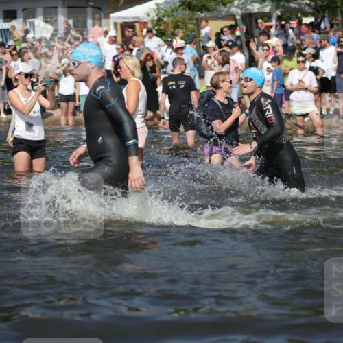 22.06.2025 - Viking Triathlon H.Heesch http://msf.ph/oto/8060379 22.06.2025 10:02:23 Schwimmen 21, 75, 78, 103, 139, 180, 207, 255, 265, 283, 309, 331, 382, 464, 469 meine-sportfotos.de