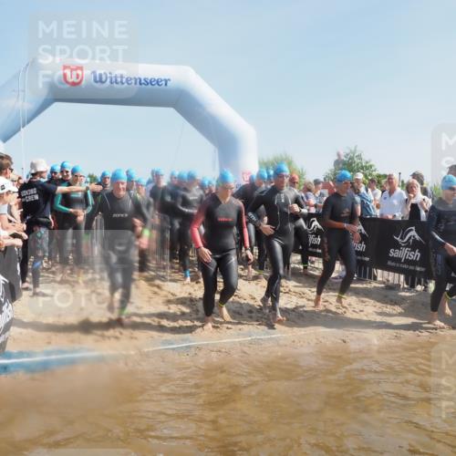 22.06.2025 - Viking Triathlon MichiJ http://msf.ph/oto/8060497 22.06.2025 10:05:51 Schwimmen 68, 128, 135, 194, 211, 275, 379, 397, 441, 442, 465, 517, 530, 633, 653 meine-sportfotos.de