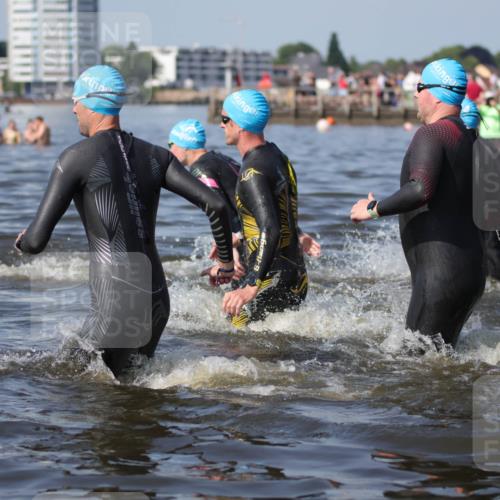 22.06.2025 - Viking Triathlon H.Heesch http://msf.ph/oto/8060536 22.06.2025 10:02:36 Schwimmen 114, 161, 188, 189, 193, 264, 297, 366, 427, 429, 513, 520, 532, 546, 549 meine-sportfotos.de