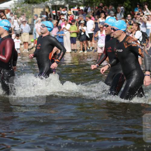 22.06.2025 - Viking Triathlon H.Heesch http://msf.ph/oto/8060584 22.06.2025 10:02:43 Schwimmen 98, 114, 161, 193, 264, 323, 366, 427, 429, 430, 486, 513, 546, 552 meine-sportfotos.de