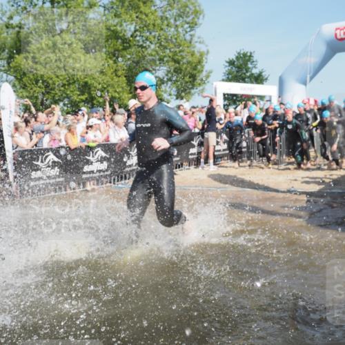 22.06.2025 - Viking Triathlon KatJ http://msf.ph/oto/8060585 22.06.2025 10:00:39 Schwimmen 1, 7, 8, 9, 11, 13, 30, 45, 87, 145, 178, 184, 196, 200, 289, 306, 368, 374, 401, 414, 491, 526, 534, 612, 613, 616, 623, 628, 641, 642, 651 meine-sportfotos.de