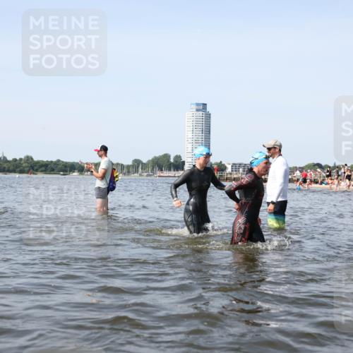 22.06.2025 - Viking Triathlon Michael Strokosch http://msf.ph/oto/8060634 22.06.2025 10:44:09 Schwimmen 41, 103, 123, 249, 343, 439, 442, 467, 627, 637, 650 meine-sportfotos.de