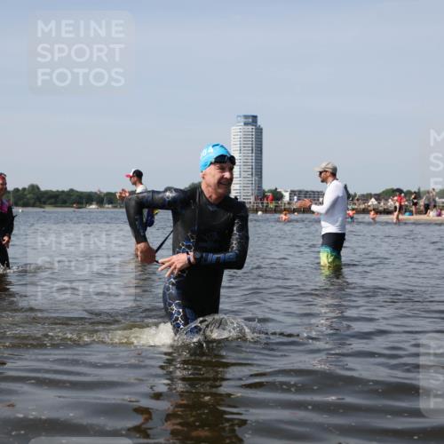 22.06.2025 - Viking Triathlon Michael Strokosch http://msf.ph/oto/8061122 22.06.2025 10:45:19 Schwimmen 68, 102, 108, 346, 503, 605 meine-sportfotos.de