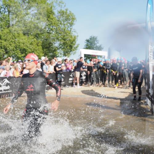 22.06.2025 - Viking Triathlon KatJ http://msf.ph/oto/8061123 22.06.2025 10:00:45 Schwimmen 7, 8, 9, 11, 132, 145, 178, 184, 200, 258, 289, 301, 306, 352, 368, 414, 491, 526, 612, 613, 616, 628, 630, 641, 642, 652 meine-sportfotos.de