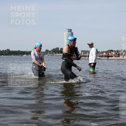 22.06.2025 - Viking Triathlon Michael Strokosch http://msf.ph/oto/8061174 22.06.2025 10:45:26 Schwimmen 68, 102, 108, 197, 466, 503, 605 meine-sportfotos.de