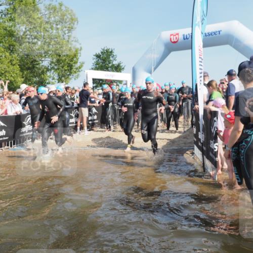22.06.2025 - Viking Triathlon KatJ http://msf.ph/oto/8061308 22.06.2025 10:00:52 Schwimmen 90, 132, 184, 243, 258, 289, 300, 301, 306, 352, 384, 491, 630, 652, 658 meine-sportfotos.de