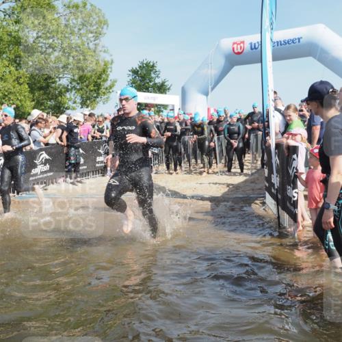 22.06.2025 - Viking Triathlon KatJ http://msf.ph/oto/8061355 22.06.2025 10:00:53 Schwimmen 90, 132, 184, 243, 258, 289, 300, 301, 306, 352, 384, 491, 630, 652, 658 meine-sportfotos.de