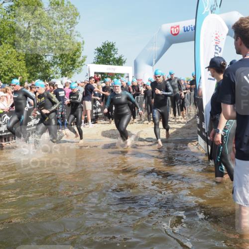 22.06.2025 - Viking Triathlon KatJ http://msf.ph/oto/8061422 22.06.2025 10:00:58 Schwimmen 12, 50, 63, 90, 113, 124, 132, 236, 243, 258, 300, 301, 347, 350, 352, 384, 458, 652, 658 meine-sportfotos.de