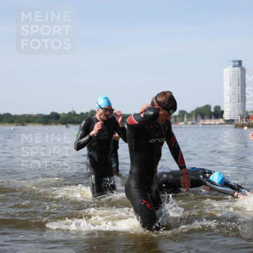 22.06.2025 - Viking Triathlon Michael Strokosch http://msf.ph/oto/8061461 22.06.2025 10:25:46 Schwimmen 2, 10, 49, 420, 455, 485, 544, 557 meine-sportfotos.de