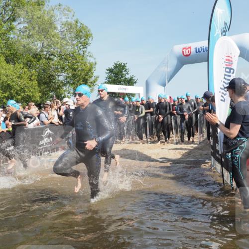 22.06.2025 - Viking Triathlon KatJ http://msf.ph/oto/8061846 22.06.2025 10:01:13 Schwimmen 53, 131, 147, 173, 214, 294, 330, 341, 443, 444, 488 meine-sportfotos.de