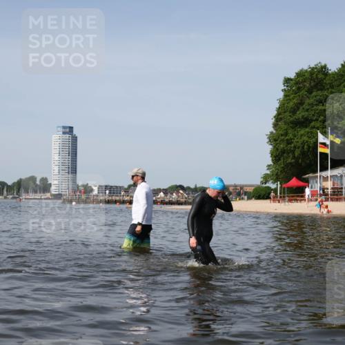 22.06.2025 - Viking Triathlon Michael Strokosch http://msf.ph/oto/8061887 22.06.2025 10:47:35 Schwimmen 23, 71, 84, 183, 261, 606 meine-sportfotos.de