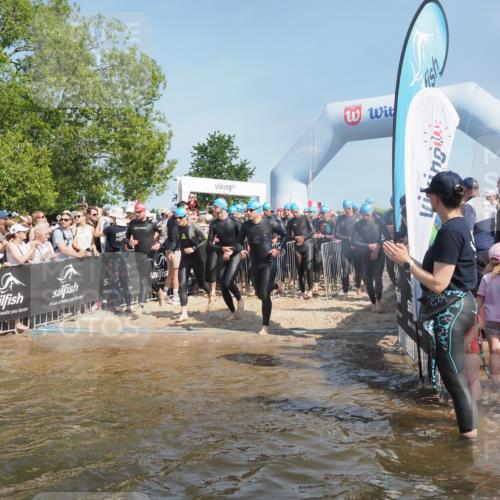 22.06.2025 - Viking Triathlon KatJ http://msf.ph/oto/8061889 22.06.2025 10:01:17 Schwimmen 38, 53, 131, 147, 173, 214, 284, 287, 311, 330, 341, 443, 444, 488, 643 meine-sportfotos.de