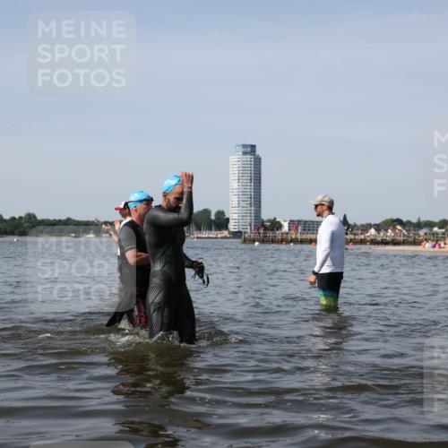 22.06.2025 - Viking Triathlon Michael Strokosch http://msf.ph/oto/8061981 22.06.2025 10:47:44 Schwimmen 71, 84, 183, 223, 261, 285, 452, 606 meine-sportfotos.de