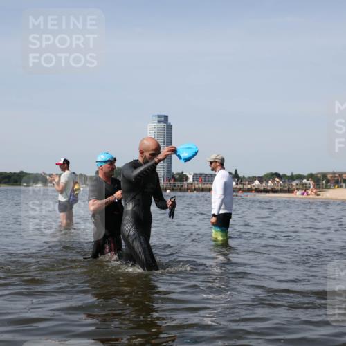 22.06.2025 - Viking Triathlon Michael Strokosch http://msf.ph/oto/8061988 22.06.2025 10:47:45 Schwimmen 71, 84, 183, 190, 223, 261, 285, 452, 606 meine-sportfotos.de