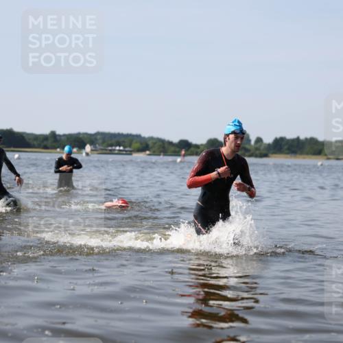 22.06.2025 - Viking Triathlon Michael Strokosch http://msf.ph/oto/8062009 22.06.2025 10:27:27 Schwimmen 1, 272, 286, 611 meine-sportfotos.de
