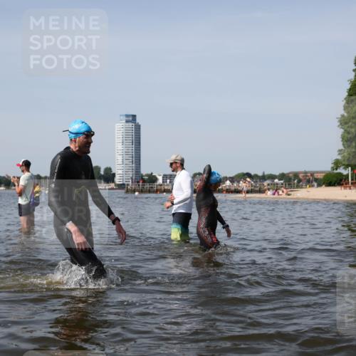 22.06.2025 - Viking Triathlon Michael Strokosch http://msf.ph/oto/8062070 22.06.2025 10:47:52 Schwimmen 71, 84, 190, 223, 285, 452 meine-sportfotos.de