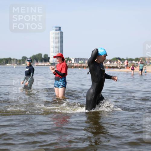 22.06.2025 - Viking Triathlon Michael Strokosch http://msf.ph/oto/8062149 22.06.2025 10:27:39 Schwimmen 1, 176, 198, 230, 272, 611 meine-sportfotos.de