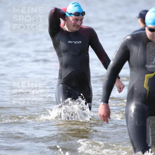22.06.2025 - Viking Triathlon H.Heesch http://msf.ph/oto/8062225 22.06.2025 10:44:11 Schwimmen 103, 123, 130, 249, 343, 439, 442, 467, 627, 637, 650 meine-sportfotos.de